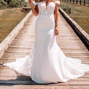 Essense of Australia wedding dress